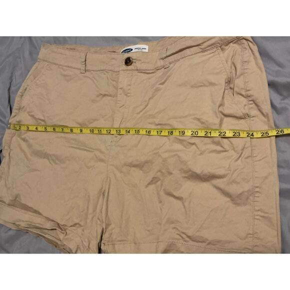 Old Navy Shorts Beige Size 20 Cotton Chino Flat Front Pockets - Picture 6 of 7